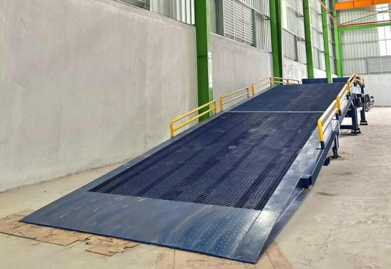 Cầu dẫn xe nâng Bắc Ninh