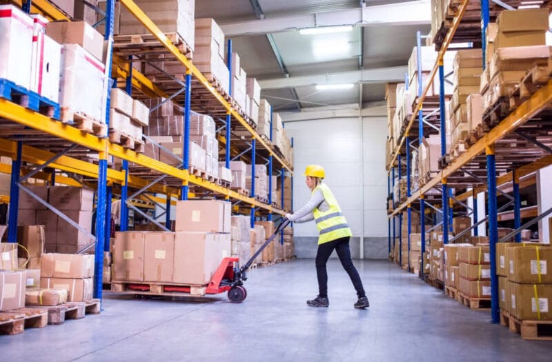 An toàn lao động trong kho hàng