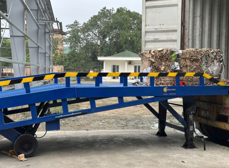 Cầu dẫn 10 tấn 6 Cần bảo trì cầu công thường xuyên để đảm bảo chất lượng làm việc