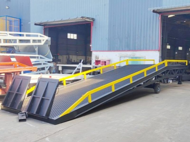 Cầu Dẫn 15 Tấn 2 Cầu công 15 tấn được làm từ vật liệu bền bỉ, đảm bảo sử dụng an toàn