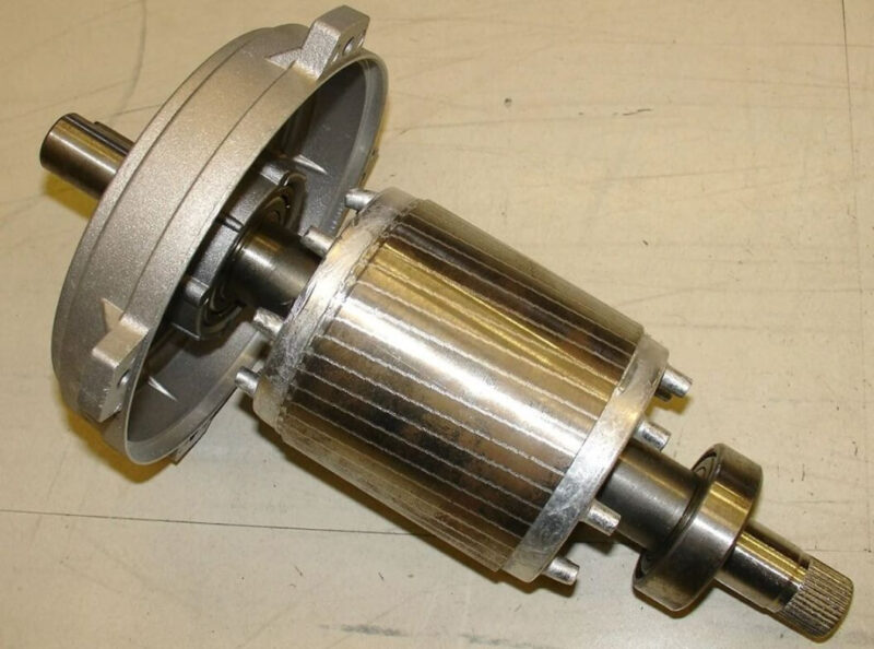 Cấu tạo của Motor và nguyên lý hoạt động 6 Rotor là phần quay của motor, nằm bên trong stator
