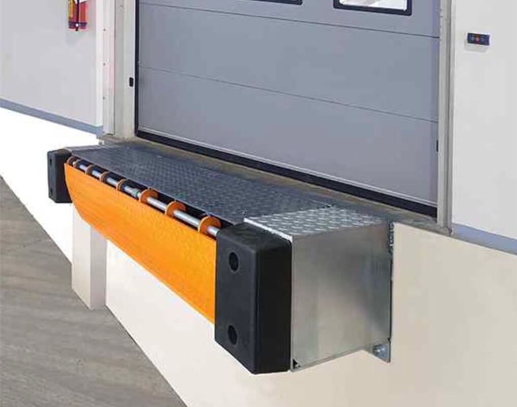 Dock Leveler - Thiết Bị Nâng Hạ Cầu Nối Bốc Dỡ Hàng Hóa Chuyên Nghiệp 16 Edge of Dock Leveler - Sàn nâng không hố
