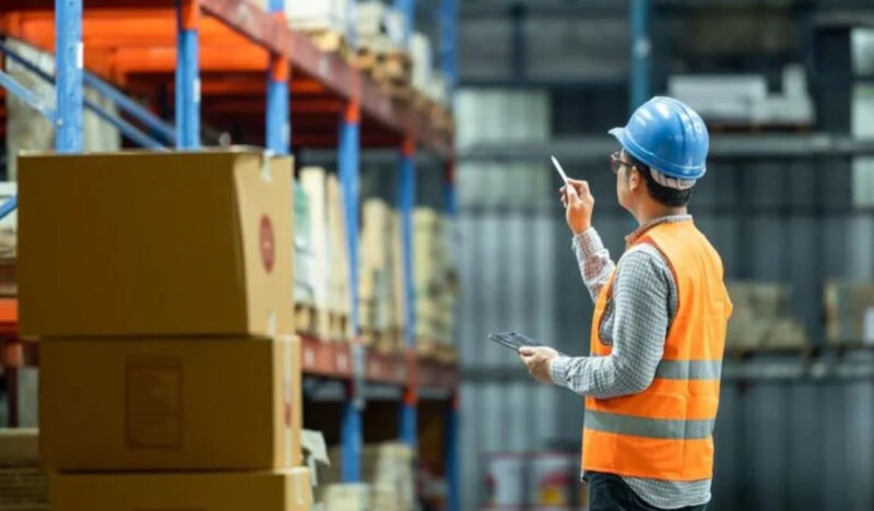 Lợi ích của kho tự động trong ngành Logistics 8 Kho tự động đòi hỏi đội ngũ kỹ thuật có trình độ chuyên môn cao