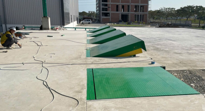 Nhà cung cấp thiết bị công nghiệp