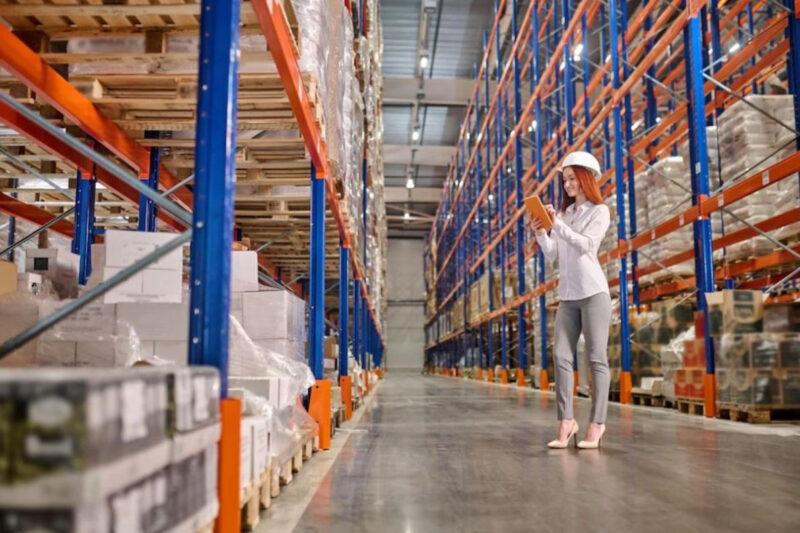 Làm thế nào để thiết kế kho hàng an toàn và hiệu quả? 6 Phân chia kho thành các khu vực chứa hàng hóa rõ ràng