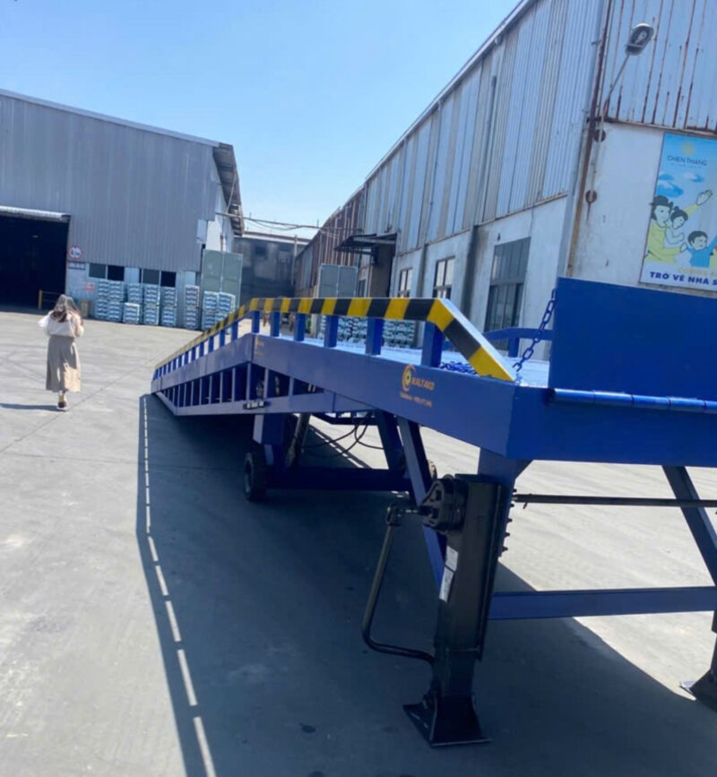 Dầm I và Ứng Dụng Trong Cầu Lên Container 6 Dầm I được sử dụng làm cầu dẫn xe nâng, đem đến sự bền bỉ