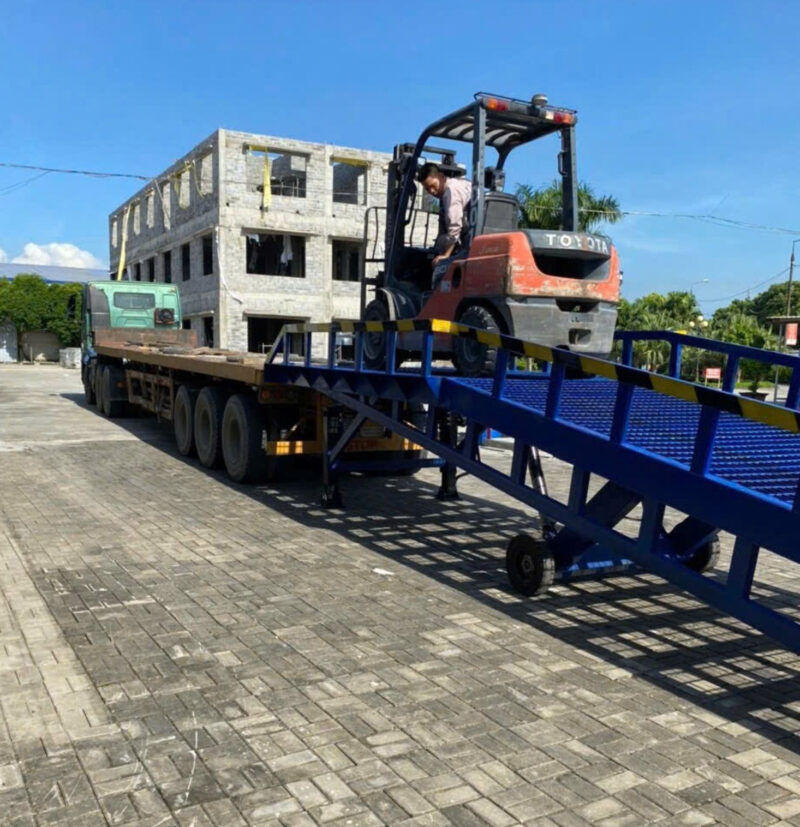 Tải trọng an toàn trong nâng vài trọng an toàn trong nâng và bốc xếp hàng hóa 4 Tải trọng an toàn trong nâng hạ là khối lượng tối đa mà thiết bị có thể chịu đựng trong điều kiện vận hành bình thường